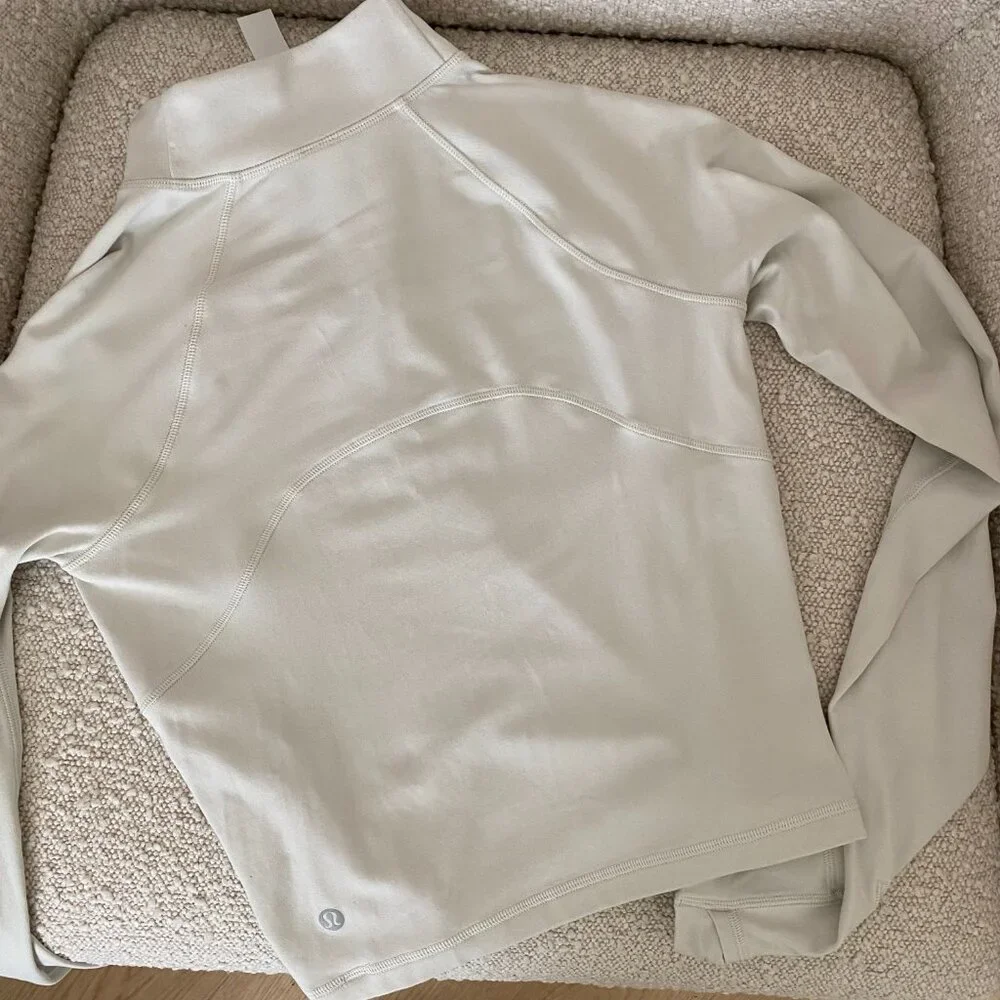 Lululemon It's Rulu Cropped Half Zip *Updated 'Bone' Size XS